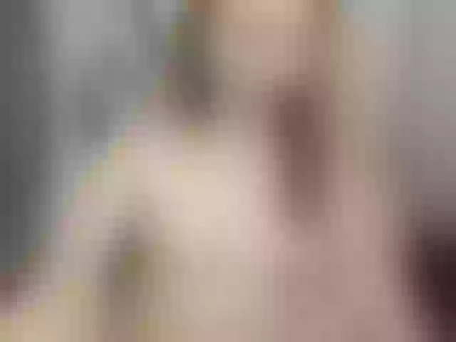 Live sex webcam photo for HannahJoo #271957114