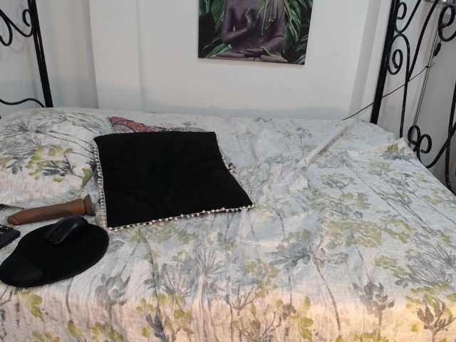 Live sex webcam photo for HannahParker #272669142