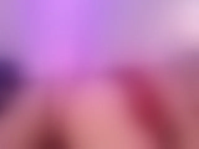 Live sex webcam photo for HannahPrada #293480097