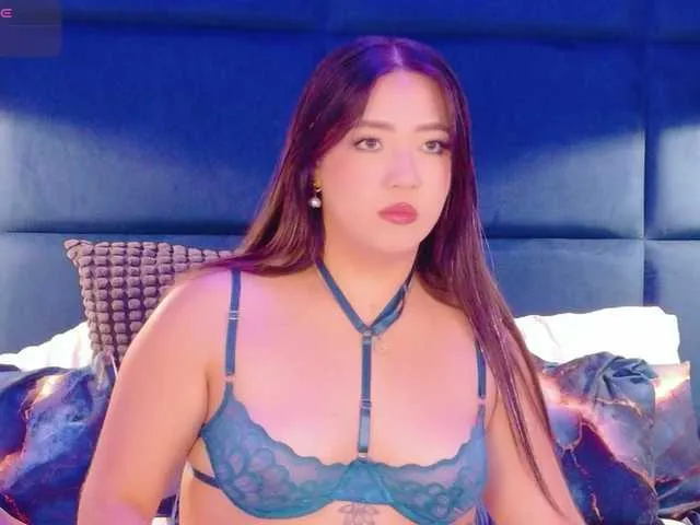 Live sex webcam photo for HannahPrada #293562446