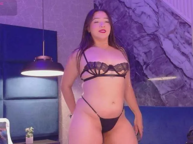 Live sex webcam photo for HannahPrada #293582825
