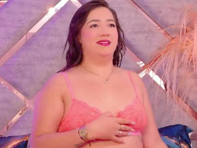 Live sex webcam photo for HannahPrada #293770541