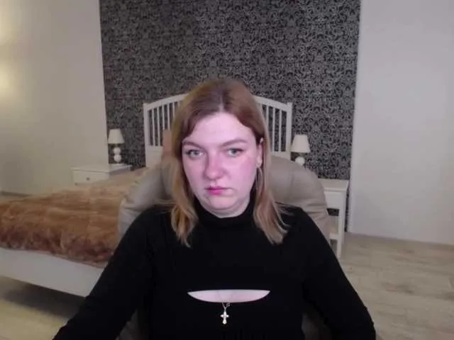 Live sex webcam photo for HannahPuzzle #277917607