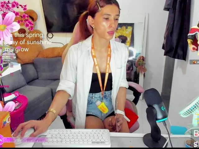 Live sex webcam photo for HannahTight #293628522