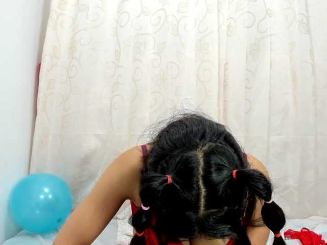 Live sex webcam photo for Hannahwolf #273732506