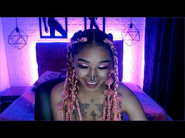 Live sex webcam photo for Hannahwolf #276557777