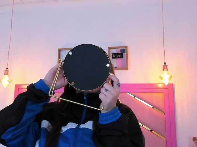 Live sex webcam photo for Hannaloopez #275542845