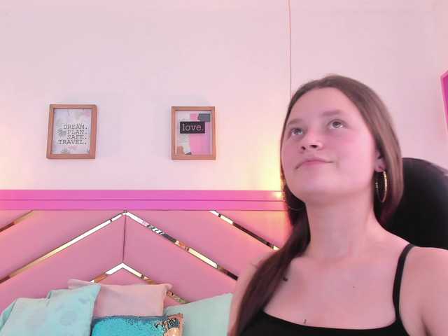 Live sex webcam photo for Hannaloopez #275893066