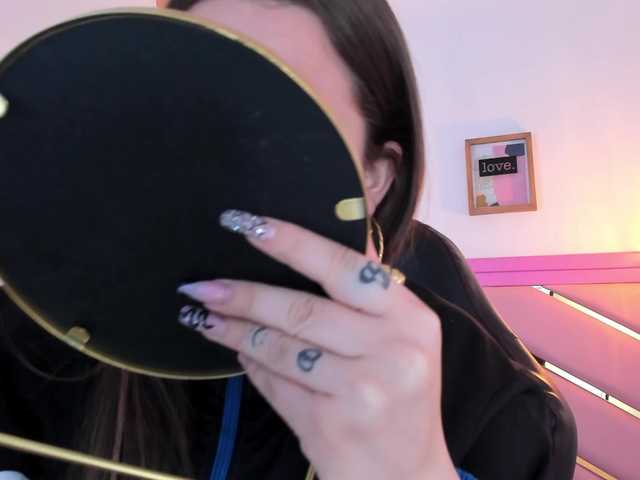 Live sex webcam photo for Hannaloopez #276210870