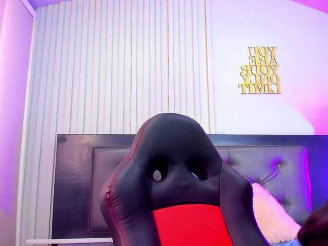 Live sex webcam photo for Hannaloopez #276766331