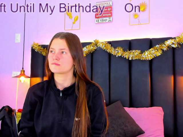 Live sex webcam photo for Hannaloopez #276913245