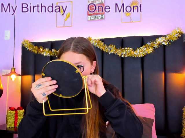 Live sex webcam photo for Hannaloopez #276940221