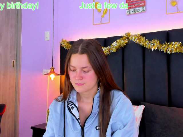 Live sex webcam photo for Hannaloopez #276992276