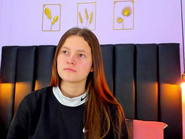 Live sex webcam photo for Hannaloopez #277178945