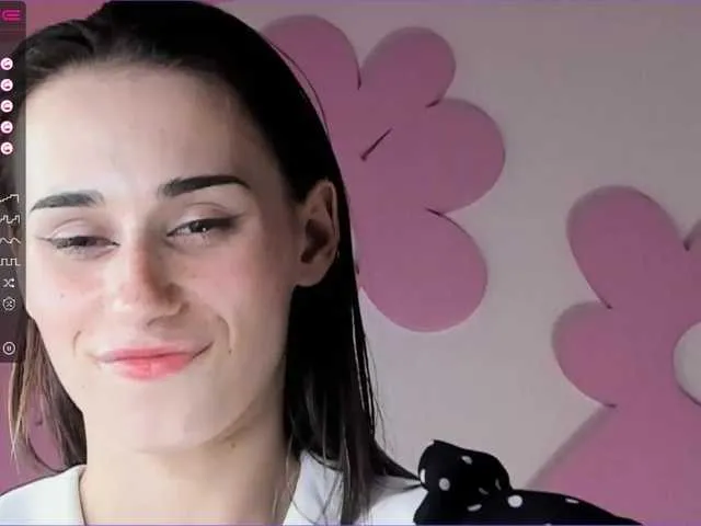 Live sex webcam photo for HanneWally #274275222