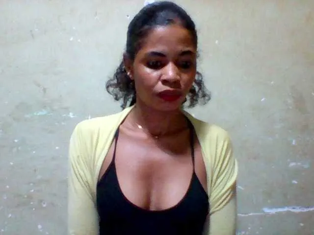Live sex webcam photo for Hanta11 #291799463