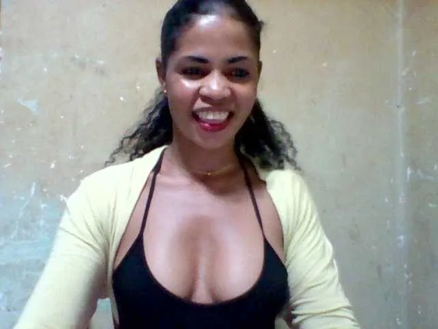 Live sex webcam photo for Hanta11 #291968383