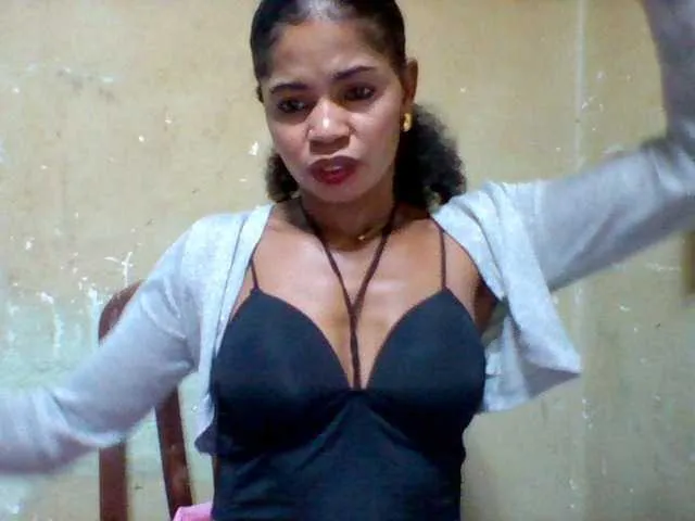 Live sex webcam photo for Hanta11 #292341984