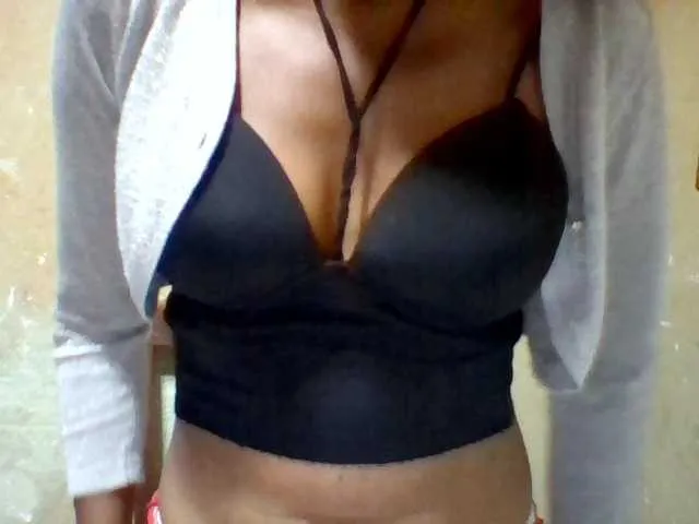 Live sex webcam photo for Hanta11 #292406694