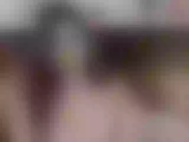 Live sex webcam photo for HappyHolly- #276661783