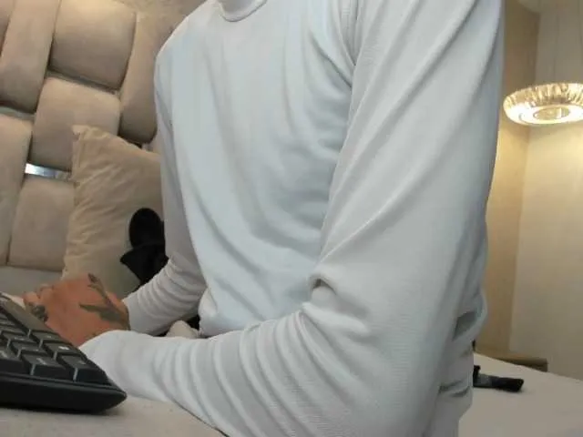 Live sex webcam photo for Hardiin #276808998