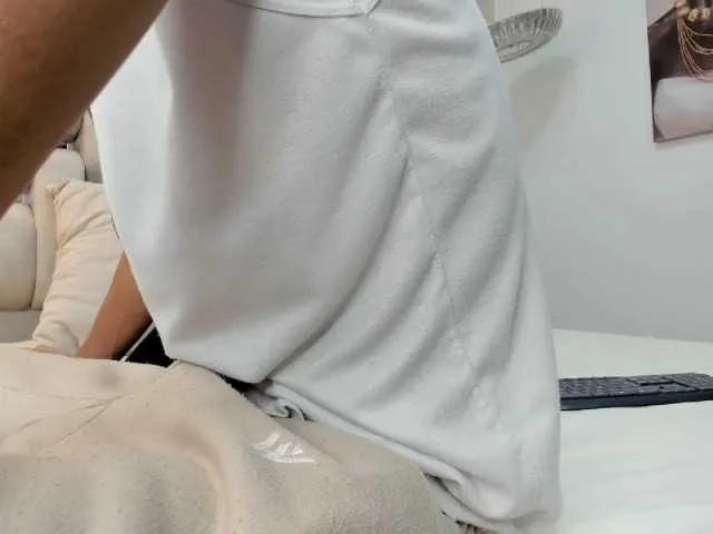 Live sex webcam photo for Hardiin #277608093