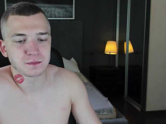 Live sex webcam photo for HardinSteward #278068335