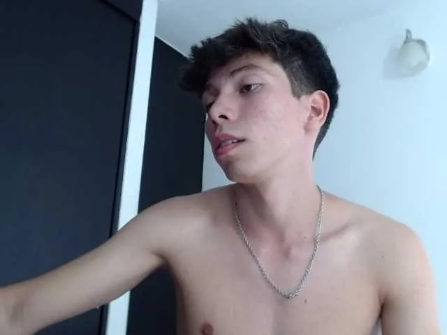 Live sex webcam photo for HardinsScott #275951505