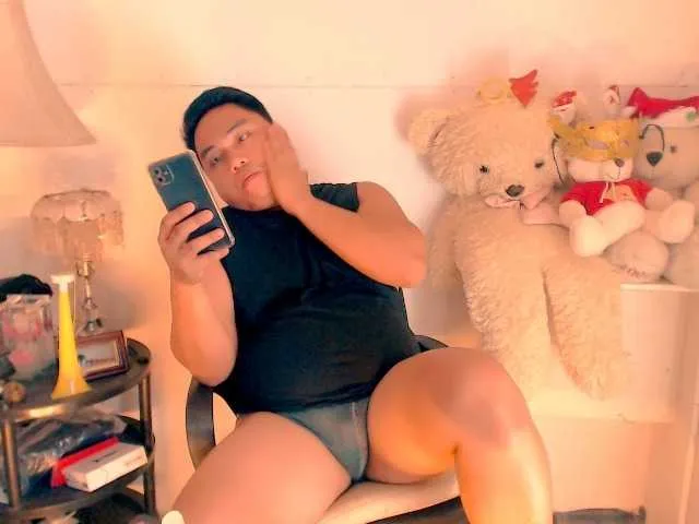 Live sex webcam photo for Hardking69 #292239996