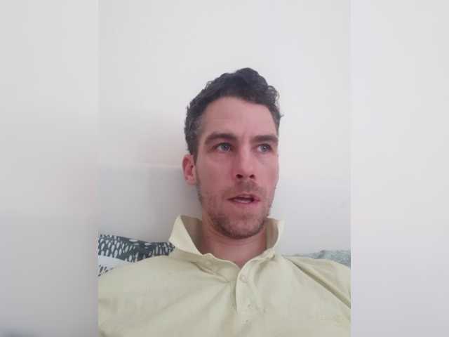 Live sex webcam photo for Hardnhorny6969 #277186234