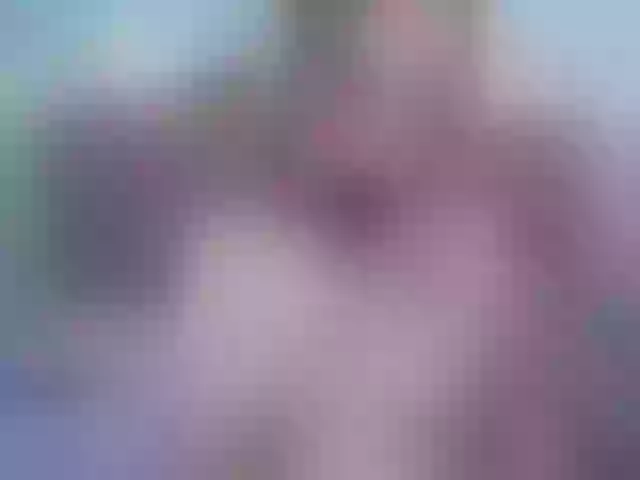 Live sex webcam photo for Harley- #273641332