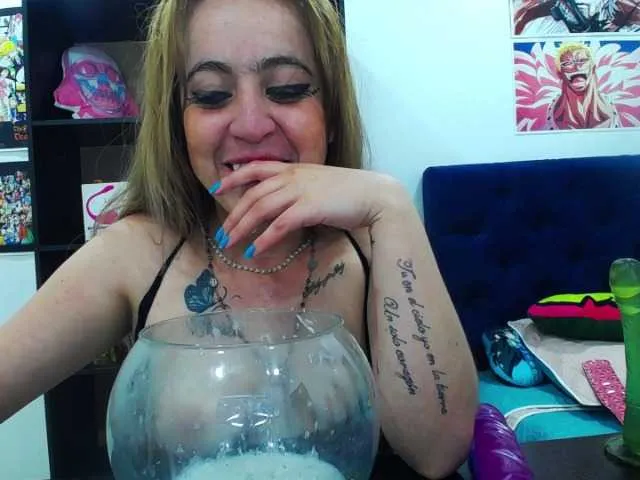 Live sex webcam photo for Harley- #274297212
