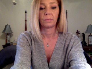 Live sex webcam photo for HarleySummers #191606587