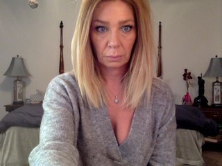 Live sex webcam photo for HarleySummers #191665763