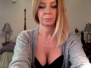 Live sex webcam photo for HarleySummers #191676017