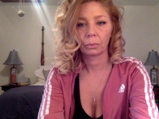 Live sex webcam photo for HarleySummers #194248015