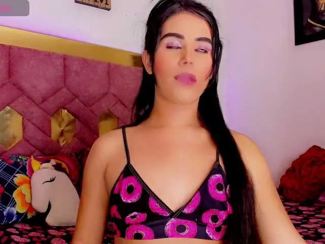 Live sex webcam photo for HarleyandOscar #277217120