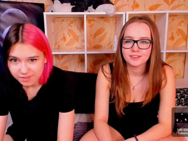 Live sex webcam photo for HarmonLydia #273129600