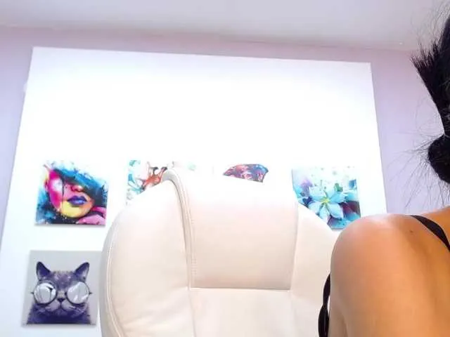 Live sex webcam photo for Harmonyolssen #273516194