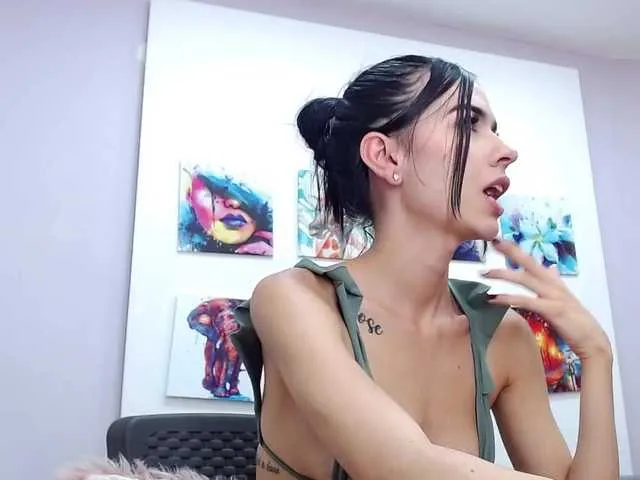 Live sex webcam photo for Harmonyolssen #274034283