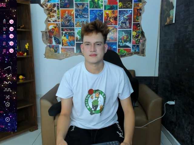 Live sex webcam photo for Harold-Smith #277254085