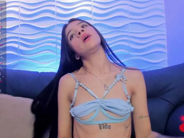 Live sex webcam photo for Harperfinn #277661245