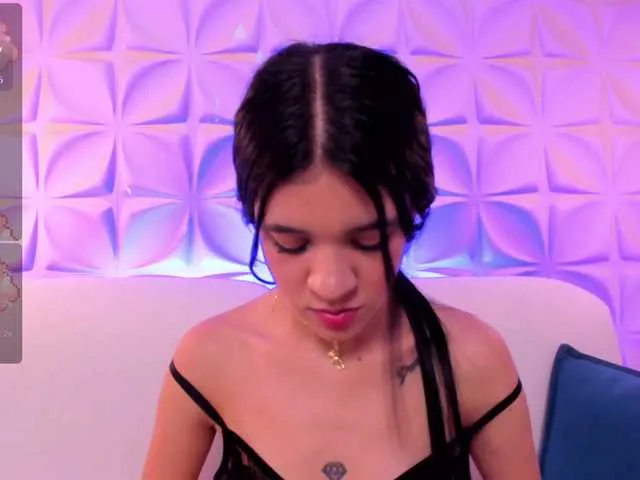 Live sex webcam photo for Harperfinn #277827225