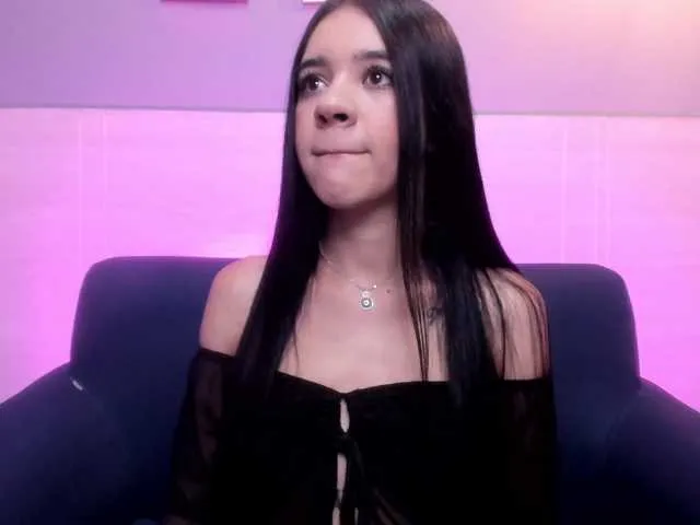 Live sex webcam photo for Harperfinn #279713417