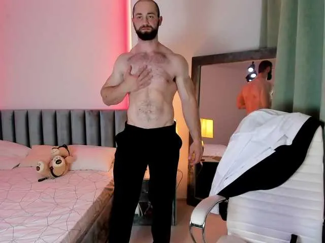 Live sex webcam photo for HarveyStone #276826313