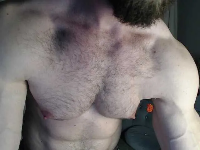 Live sex webcam photo for HarveyStone #277293315