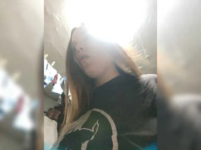 Live sex webcam photo for Hatali13 #277217435