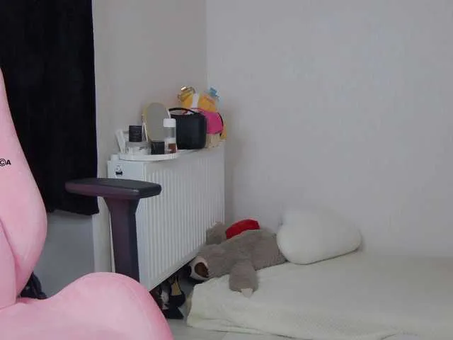 Live sex webcam photo for Hator #292187397