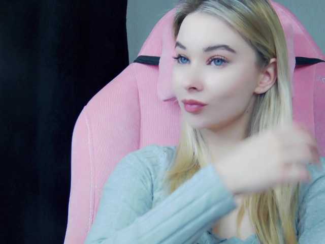 Live sex webcam photo for Hator #292432507