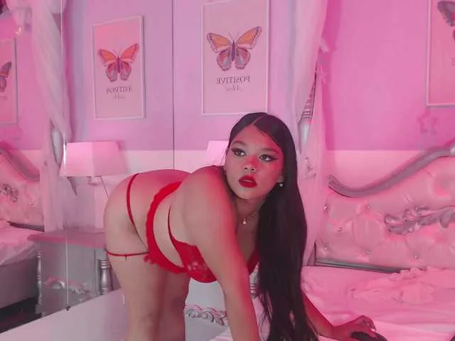 Live sex webcam photo for HatsaJones #291792102